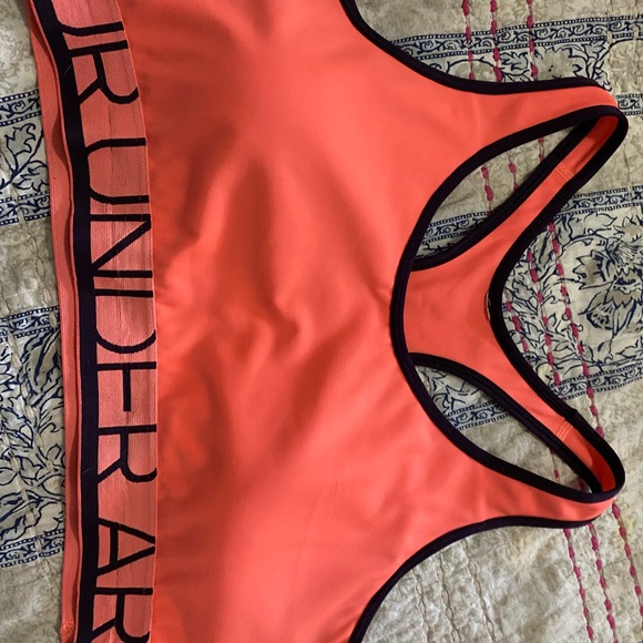 UNDER ARMOUR sports bra - used condition - tag is missing - Size Large - Picture 2 of 7
